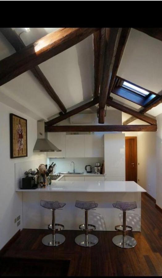 Stylish Penthouse Apartment In Venice Lido, 10 Minutes From Saint Marks Square Venedig-Lido Exteriör bild