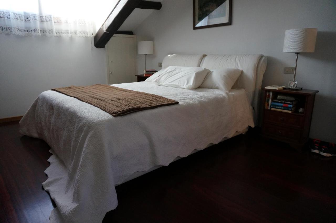 Stylish Penthouse Apartment In Venice Lido, 10 Minutes From Saint Marks Square Venedig-Lido Exteriör bild